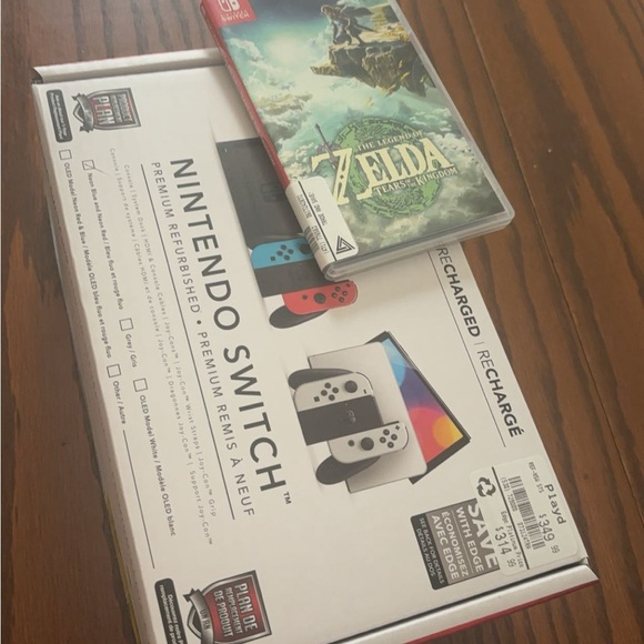 Nintendo Switch - Picture 1 of 1